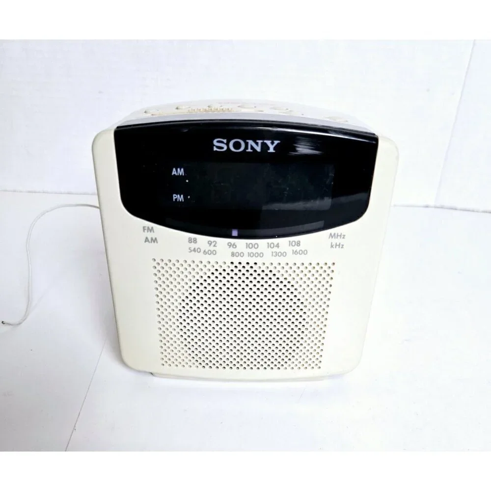 Vintage Sony ICF-C150 Digicube Ivory Alarm Clock AM/FM Radio Works Great
